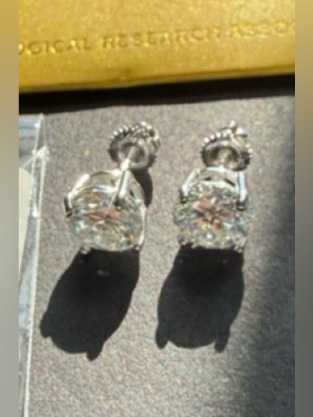 *NEW* 2.4ct 7.0MM Round Brilliant Stud Moissanite Earrings -